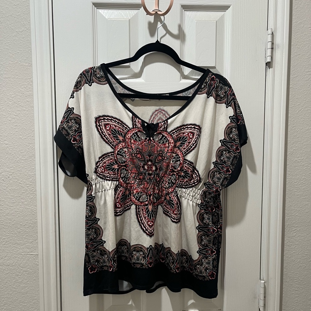Authentic Y2K Claudia Richard Black and White Floral Blouse